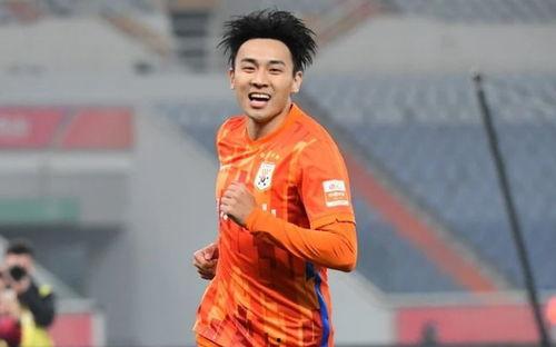 陈晨爆料中超球员视频播放,中超球员神秘视频引发热议 第2张 陈晨爆料中超球员视频播放,中超球员神秘视频引发热议 第2张